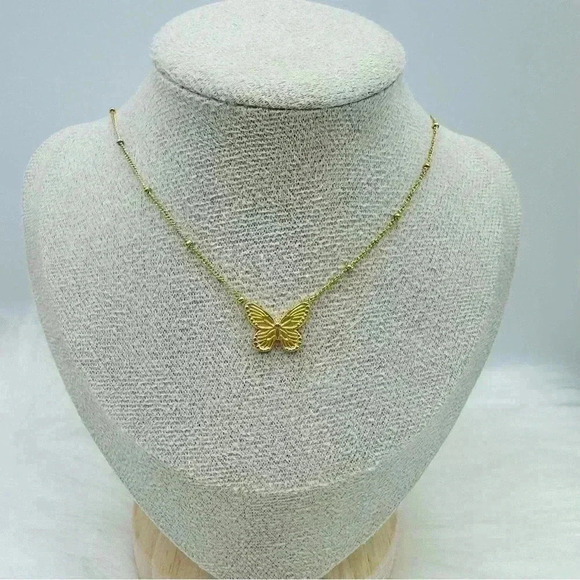 New Dainty Goldie Butterfly Necklace - Picture 1 of 4